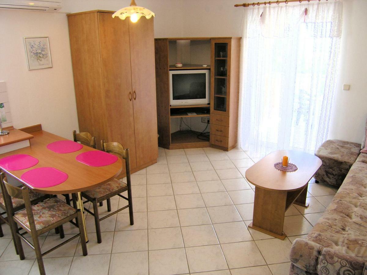 شقة Apartman Juric كرك المظهر الخارجي الصورة