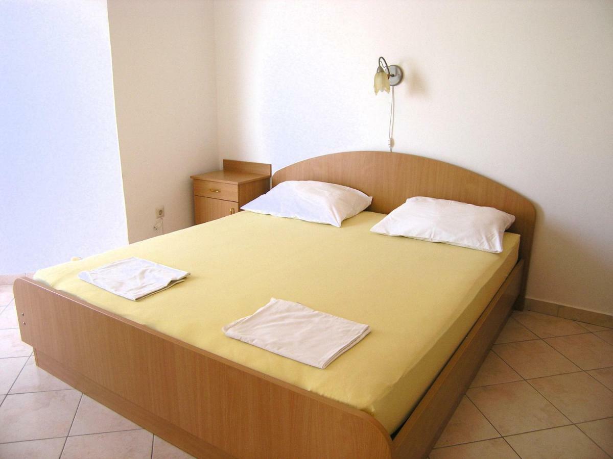 شقة Apartman Juric كرك المظهر الخارجي الصورة