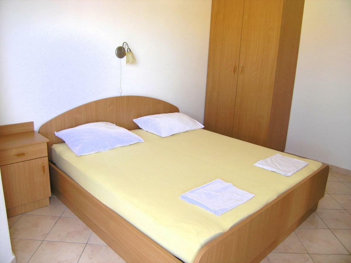 شقة Apartman Juric كرك المظهر الخارجي الصورة