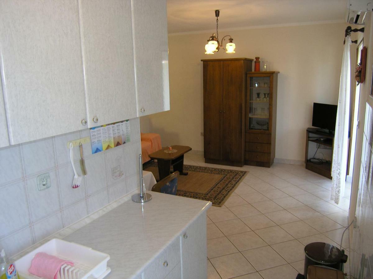 شقة Apartman Juric كرك المظهر الخارجي الصورة